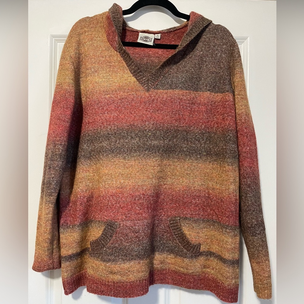 Western sweater with a hood.